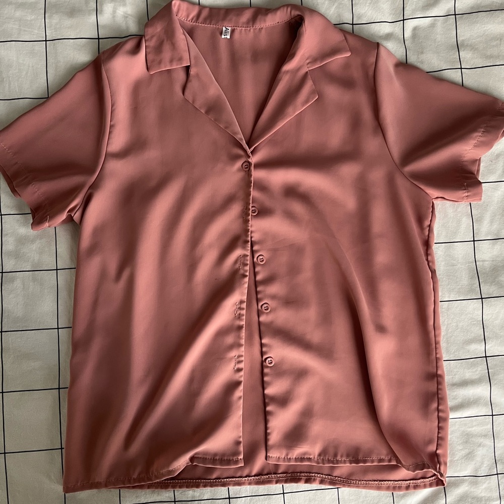 YesStyle Pink Button-up Size Small